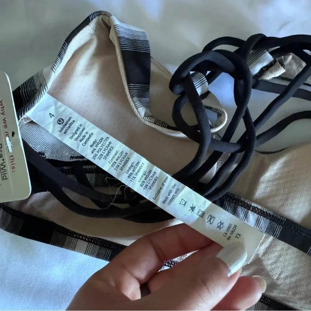 134 🆕🖤 Lululemon Free to Be Bra * Wild - Capilano Stripe White Black
